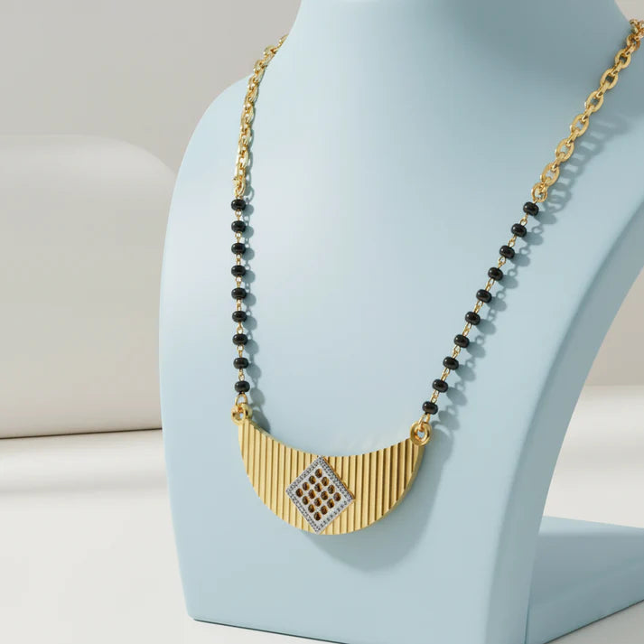 GEOMETRIC DESIGNER MANGALSUTRA