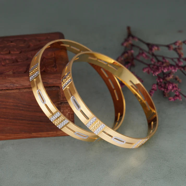 GOLDEN CHARM