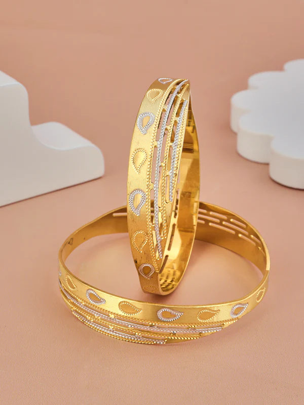 GOLDEN WHISPER