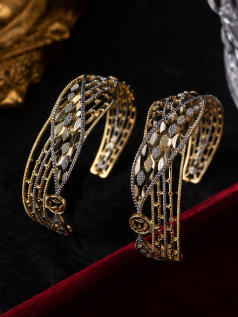 ZIVARA BANGLES