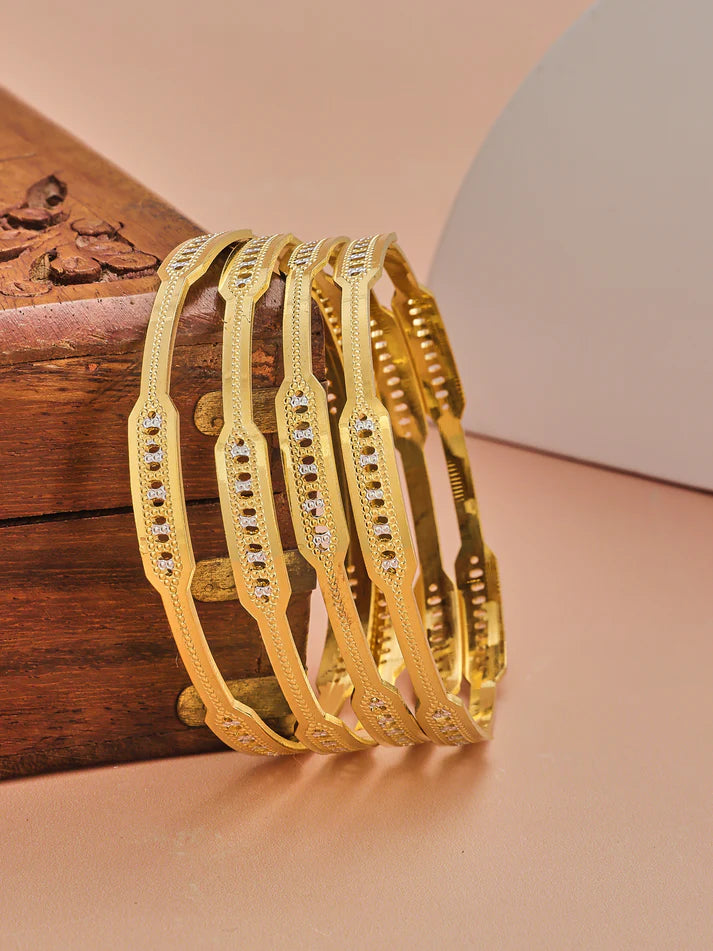 PURE GOLD ELEGANCE