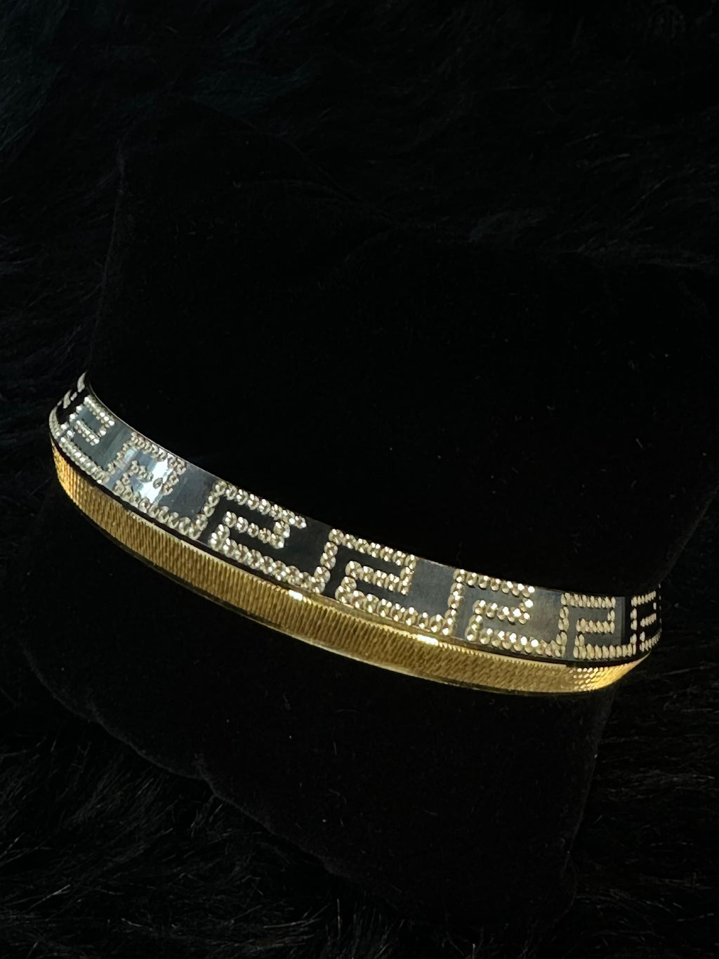 TIMELESS GOLD