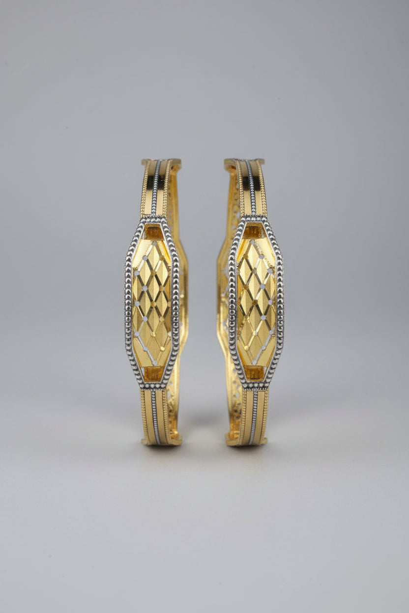 LUNARA BANGLES